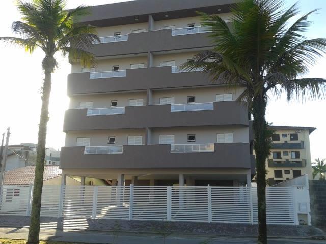Apartamento com Varanda