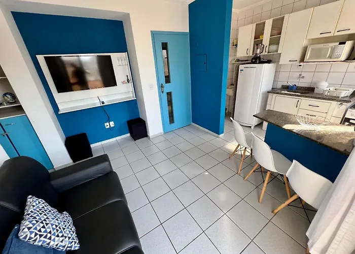 Apartamento na praia grande próximo a feirinha e mercado